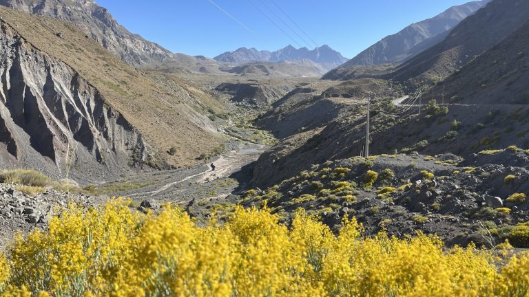 Cajón del Maipo e Embalse el Yeso Termas um tour inesquecível